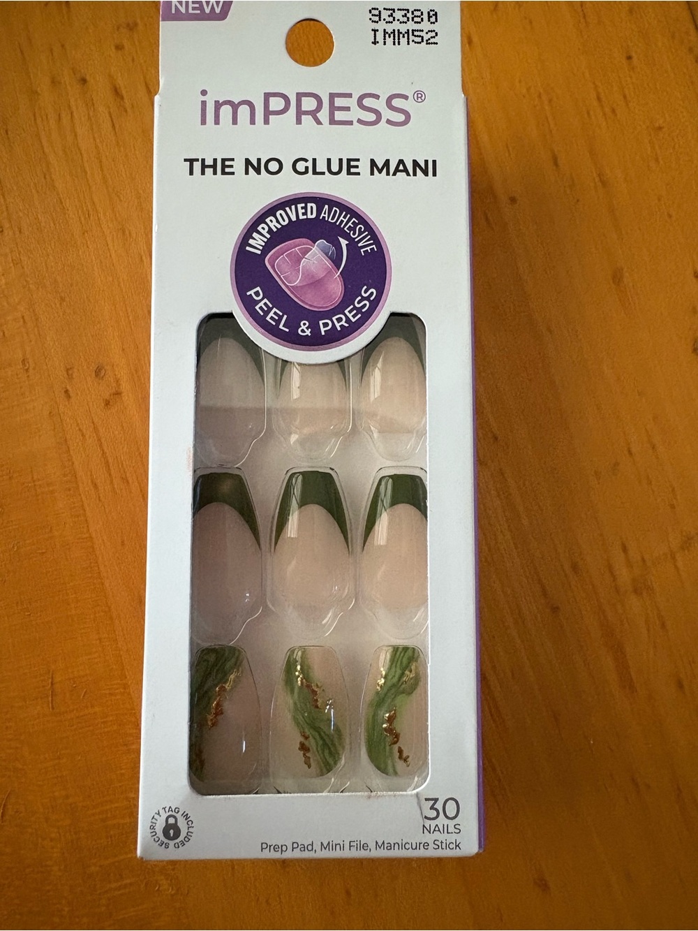 imPRESS No Glue Mani Press-On Nails Green Marble Gold Accent 30 Nails